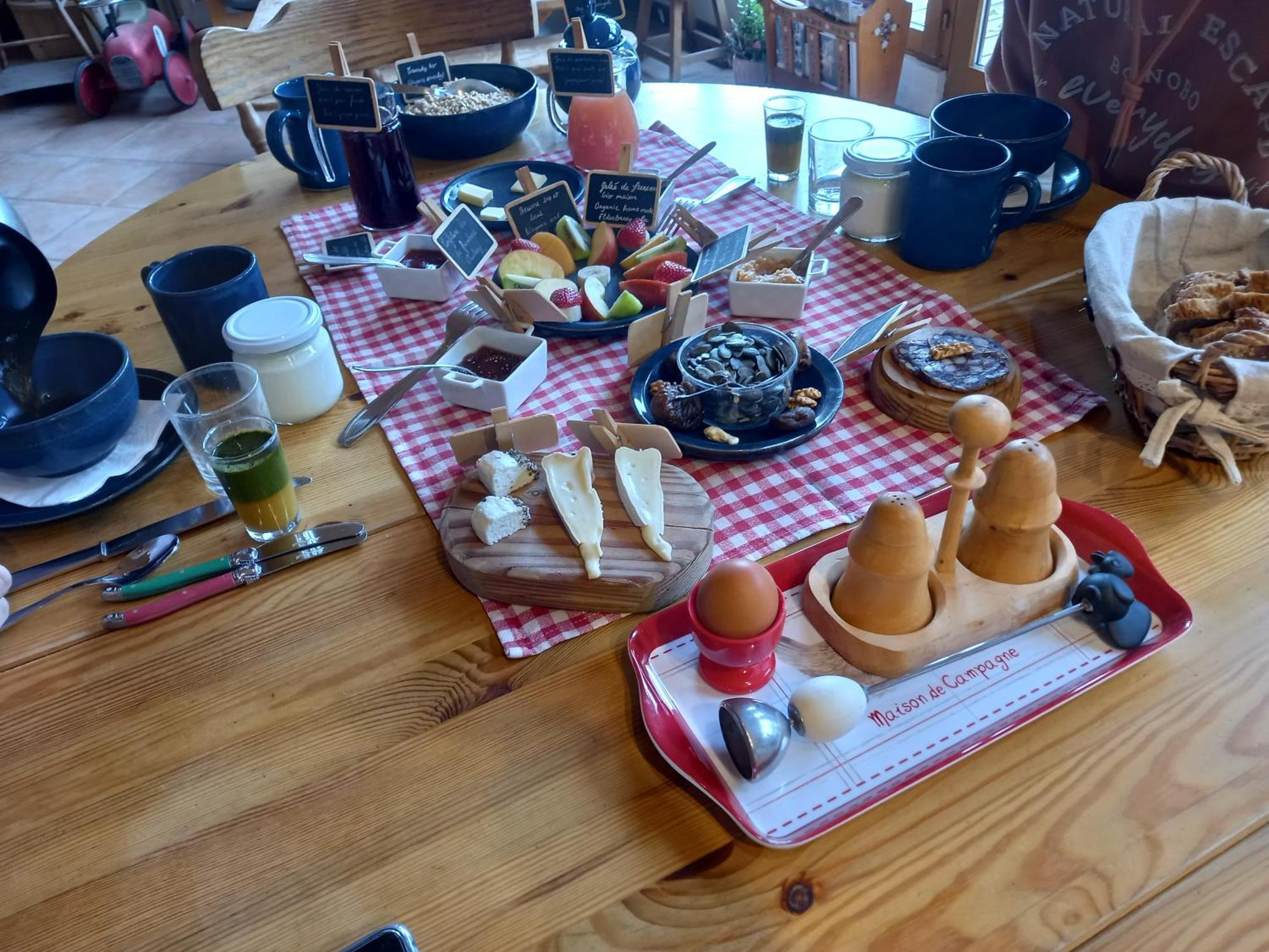 Valreley, Chambres Et Table D'Hotes Eco-Friendly Avec Bain Nordique Au Sud Du Massif Du Jura Champagne-en-Valromey Екстер'єр фото